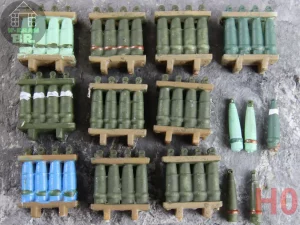 155mm Munition mit Heberingverschlußschraube