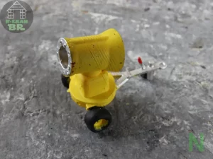 Anhänger mit Schneekanone