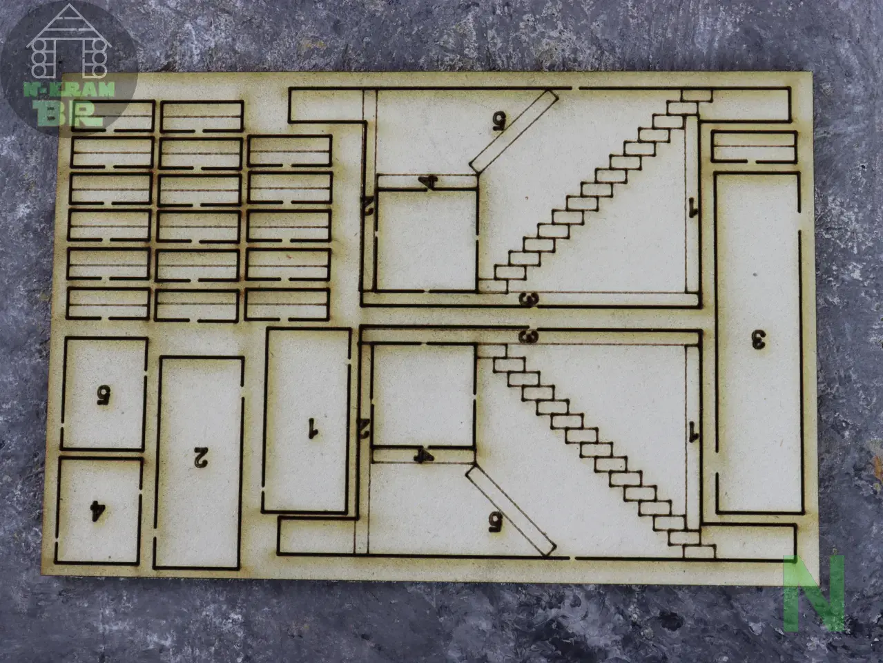 Treppenaufgang für Bahnsteig für die Modelleisenbahn Spur N