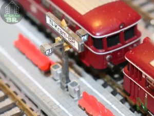 Auslegermast für die Modellbahn Spur N